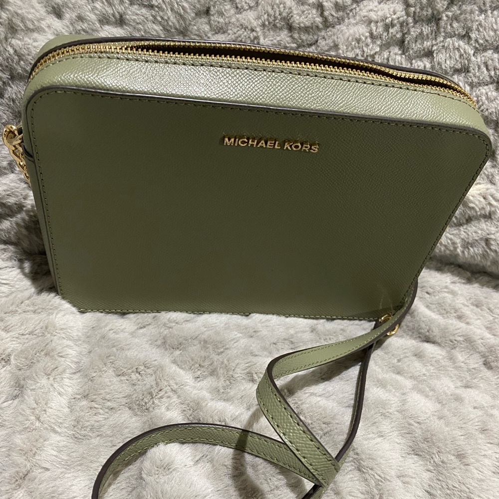 Michael Kors crossbody